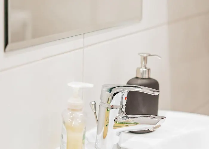 Stylish Near Schoenbrunn Castle Apartman Bécs