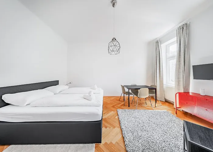 Stylish Near Schoenbrunn Castle Apartman Bécs