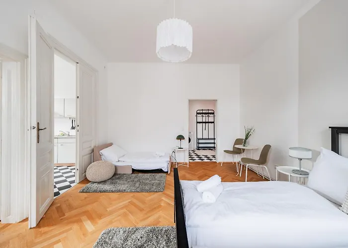 Stylish Near Schoenbrunn Castle Apartman Bécs