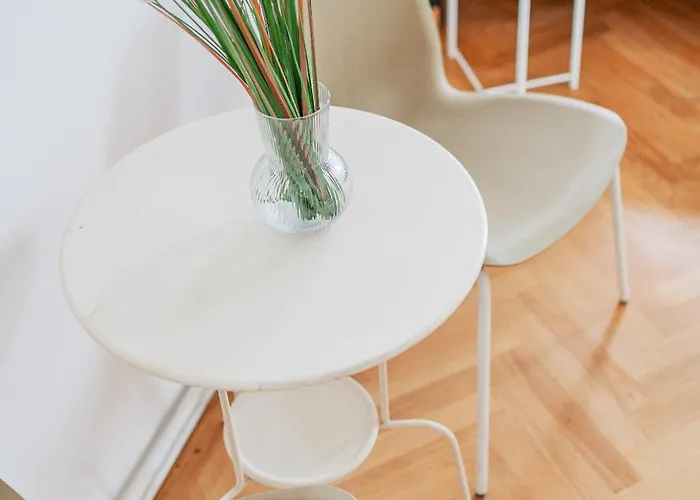 Stylish Near Schoenbrunn Castle Apartman Bécs